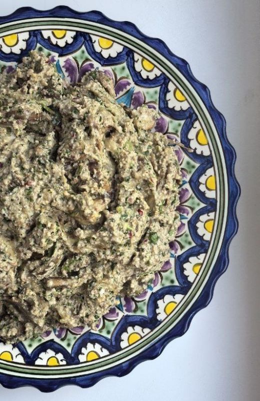 Салат из баклажанов по-кавказски: яркое блюдо, которое захватит ваши вкусовые рецепторы