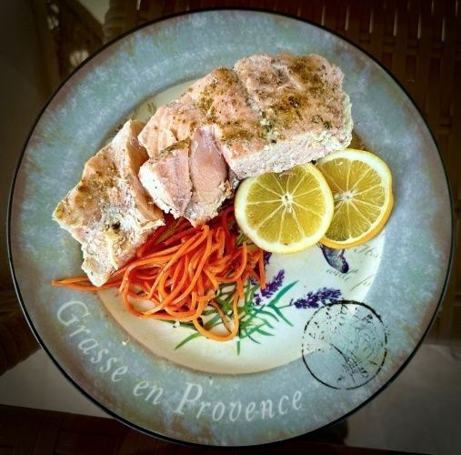 Секреты приготовления лосося в молоке: просто и изыскано