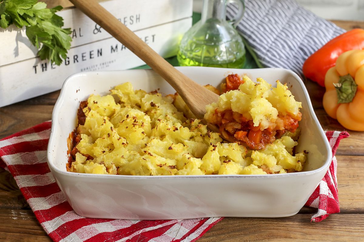 Невероятная запеканка с куриным филе и картофелем: быстро и вкусно