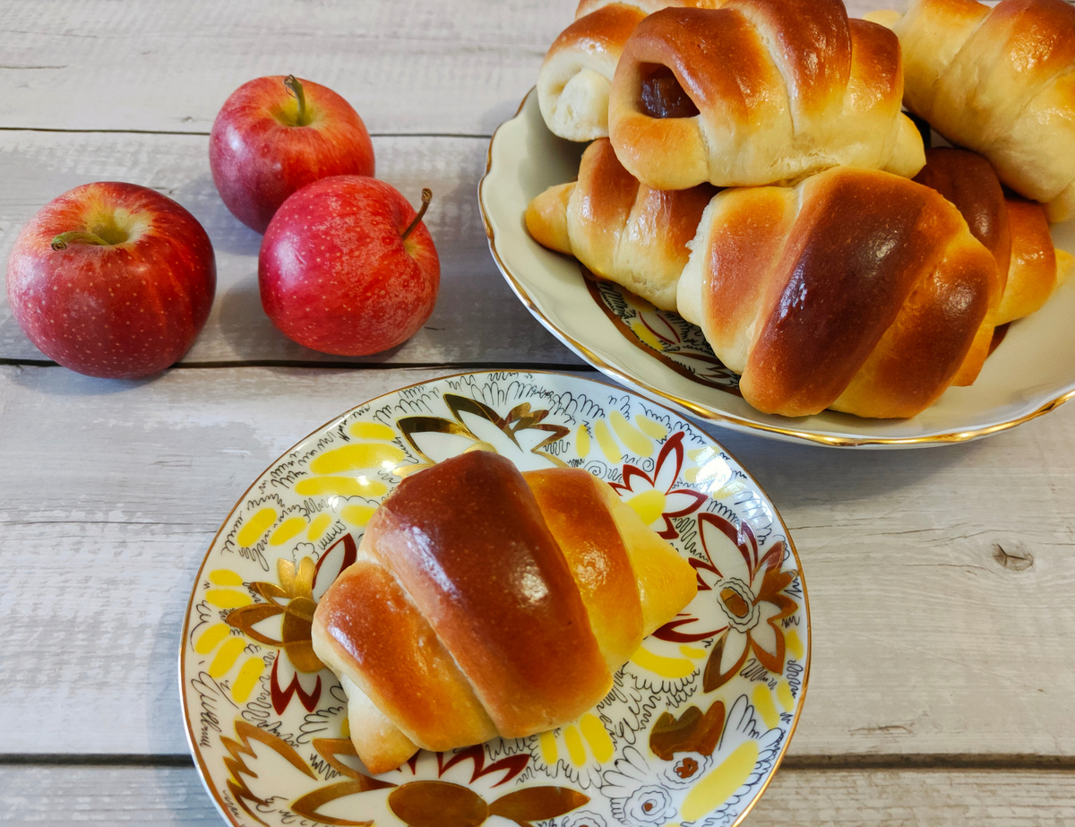 Пухлые булочки с повидлом: секреты нежного угощения