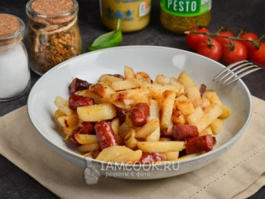 Как приготовить необычное блюдо из картошки с охотничьими колбасками