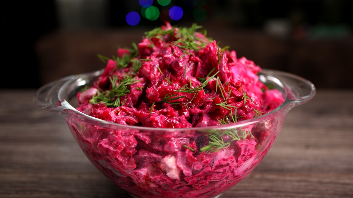 Простой и вкусный салат «Барби»: красота на вашем столе