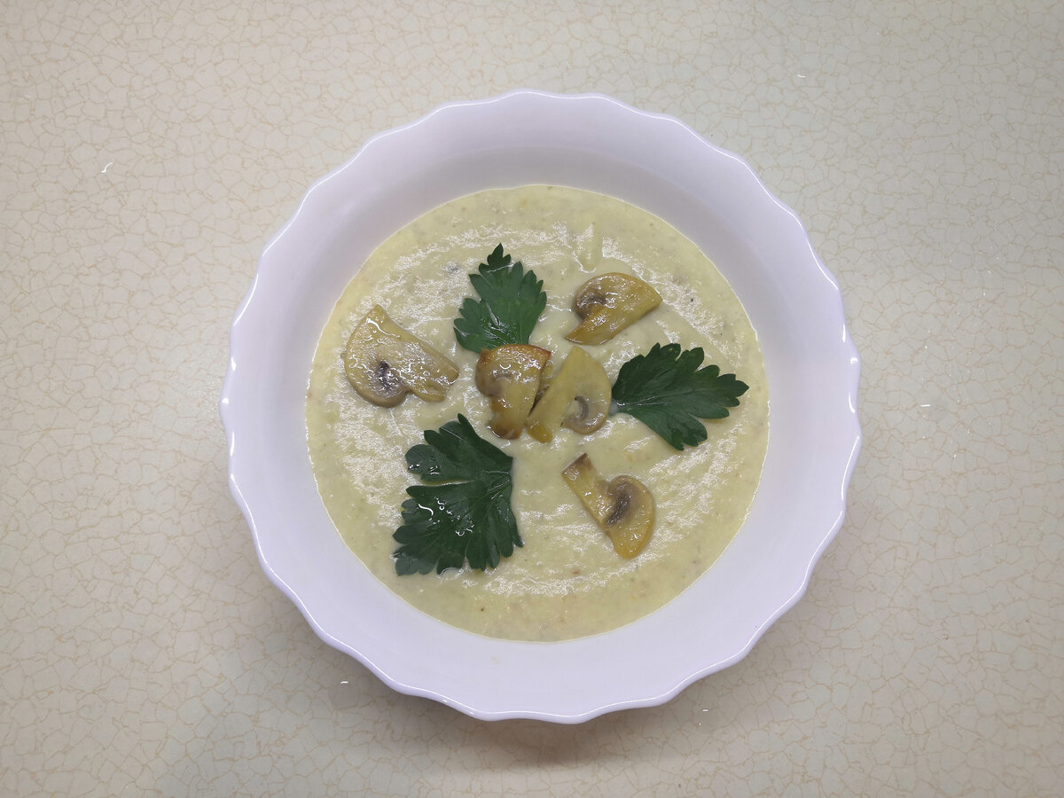 Погружение в уют: грибной крем-суп, который согреет душу