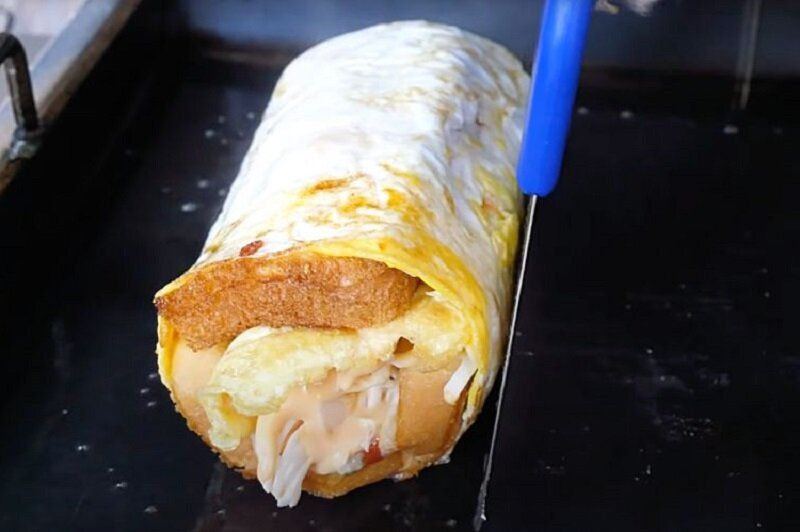 Уникальный завтрак: как удивить родных необычной яичницей