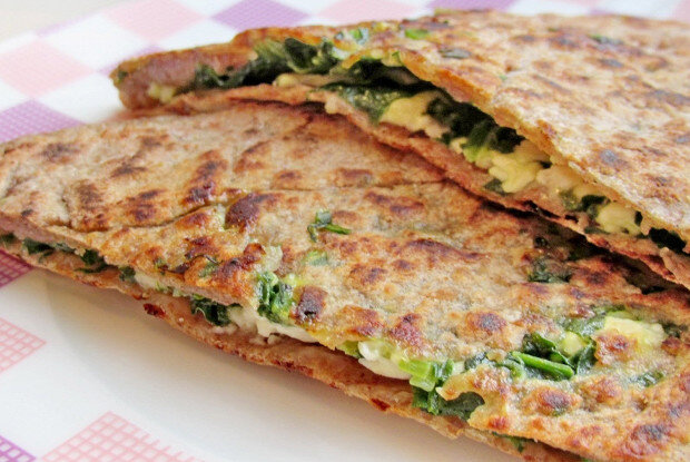 Лепешка со шпинатом: вкусный и полезный рецепт