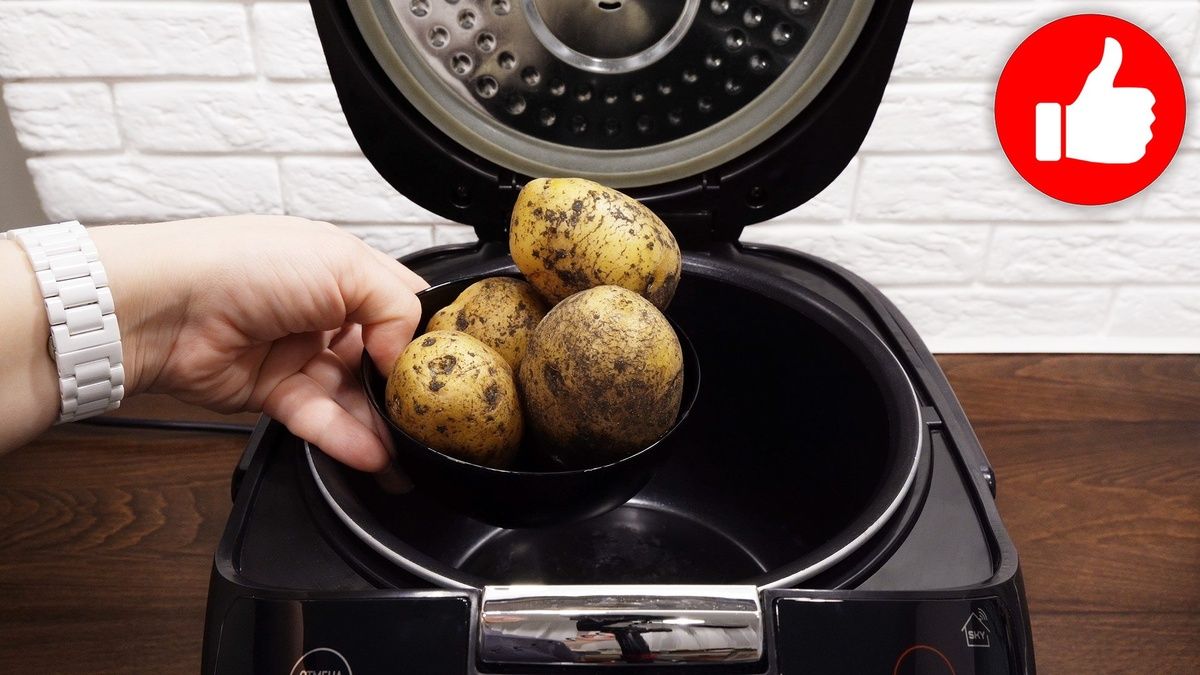 Салат оливье с красной рыбой в мультиварке