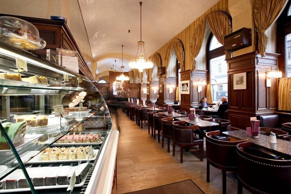 Венские кофейни: Место, где кофе становится искусством