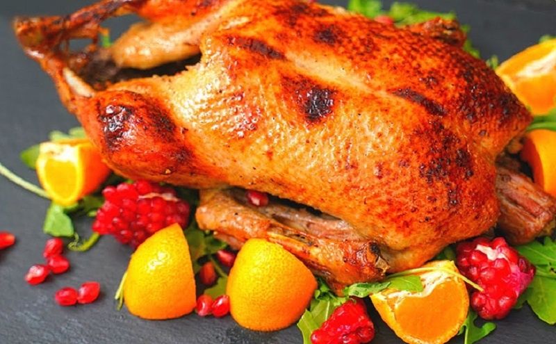 Сочная утка с яблоками: как создать ресторанный шедевр дома