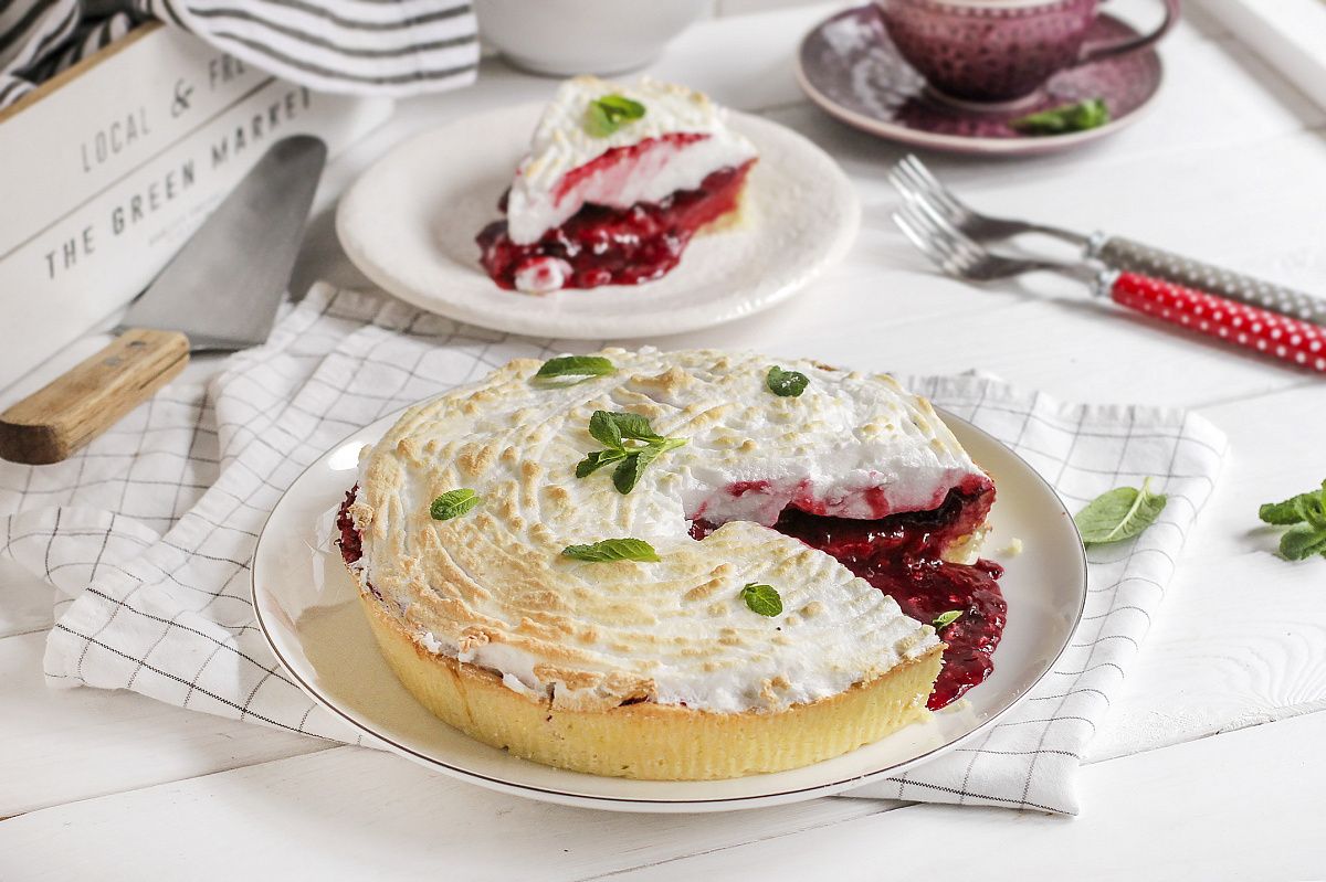 Нежный ягодный пирог для настоящих гурманов
