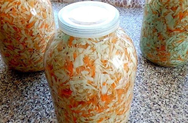 Как правильно засолить капусту на зиму: советы и рецепты