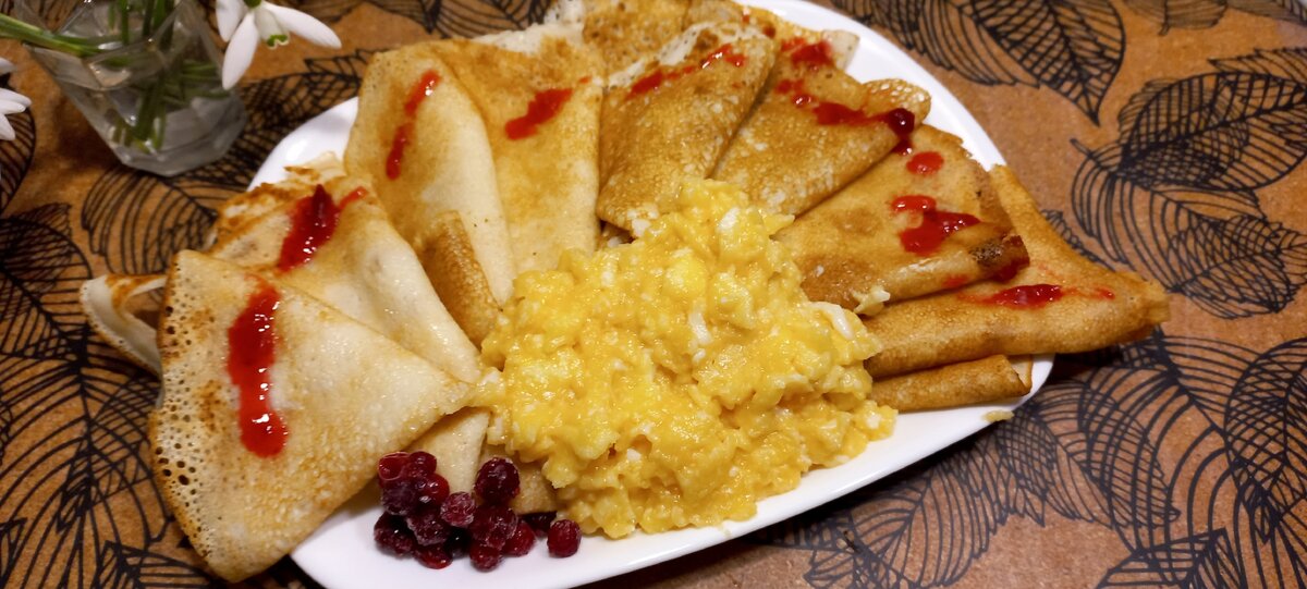 Как приготовить оригинальную яичную болтушку: сладкая или солёная — выбирайте на свой вкус