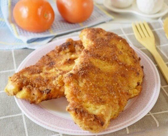 Индейка по-новому: как приготовить идеально хрустящий шницель