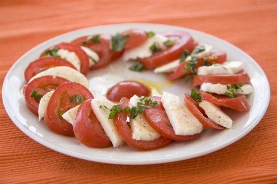 Каприйский салат: Вкус Италии на вашем столе