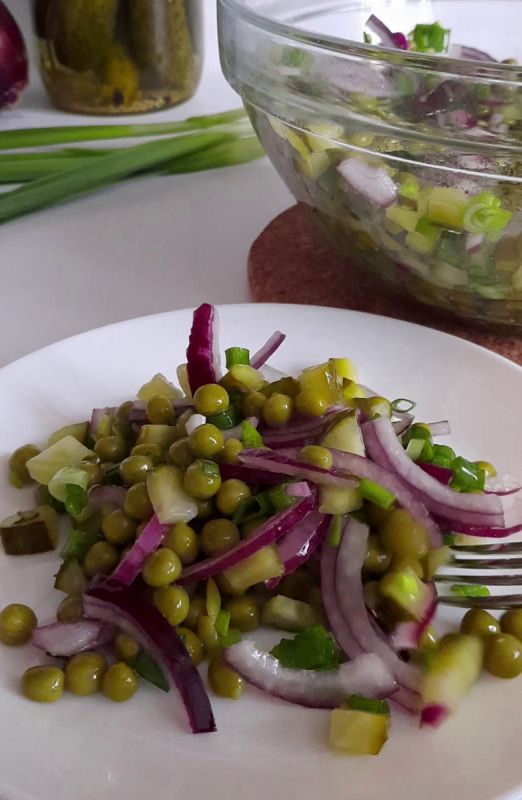 Вкусные постные салаты: от легких до сытных