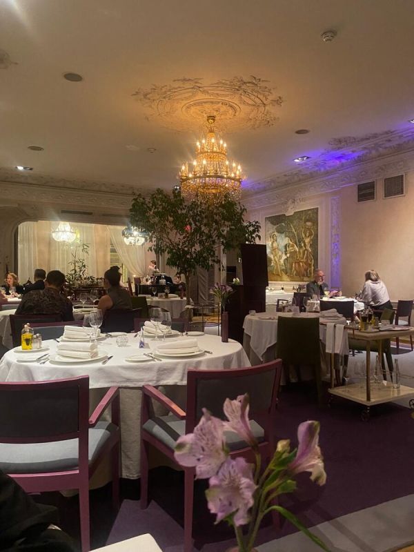 Секреты стиля: куда отправиться в Питере и что надеть на выходные