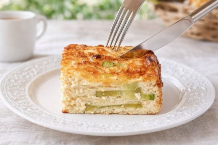 Вкусная творожная запеканка с кабачками: оставайтесь в форме с легким блюдом
