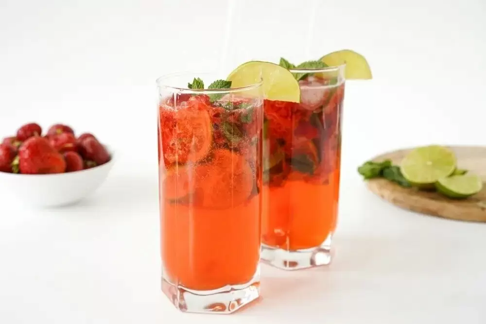 Как приготовить вкусный клубничный мохито дома