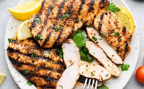 Греческая кухня на вашем столе: как замариновать куриную грудку