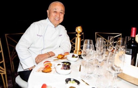 Тренды «Золотого глобуса»: что модно на табурете с закусками