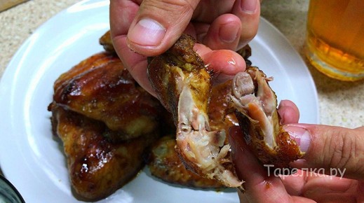 Восхитительные куриные крылышки в простом маринаде