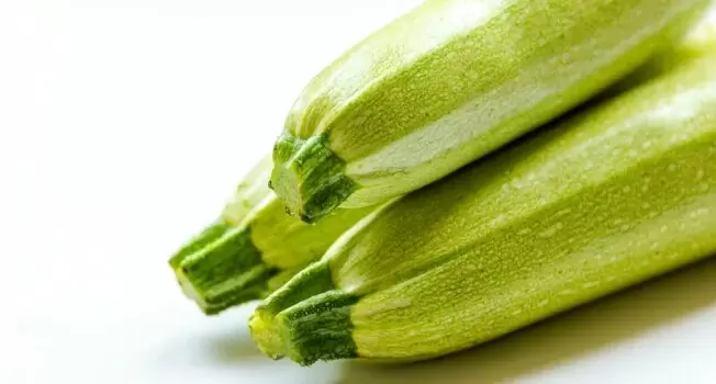 Как сохранить кабачки до весны: советы по хранению и заморозке