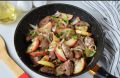Куриная печень с яблоками и корицей: оригинальный рецепт для гурманов