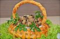 Мясное лукошко из слоеного теста: кулинарный шедевр для вашей праздничной трапезы