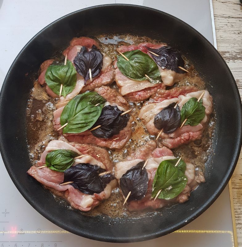 Сальтимбокка: вкус Рима в каждом кусочке